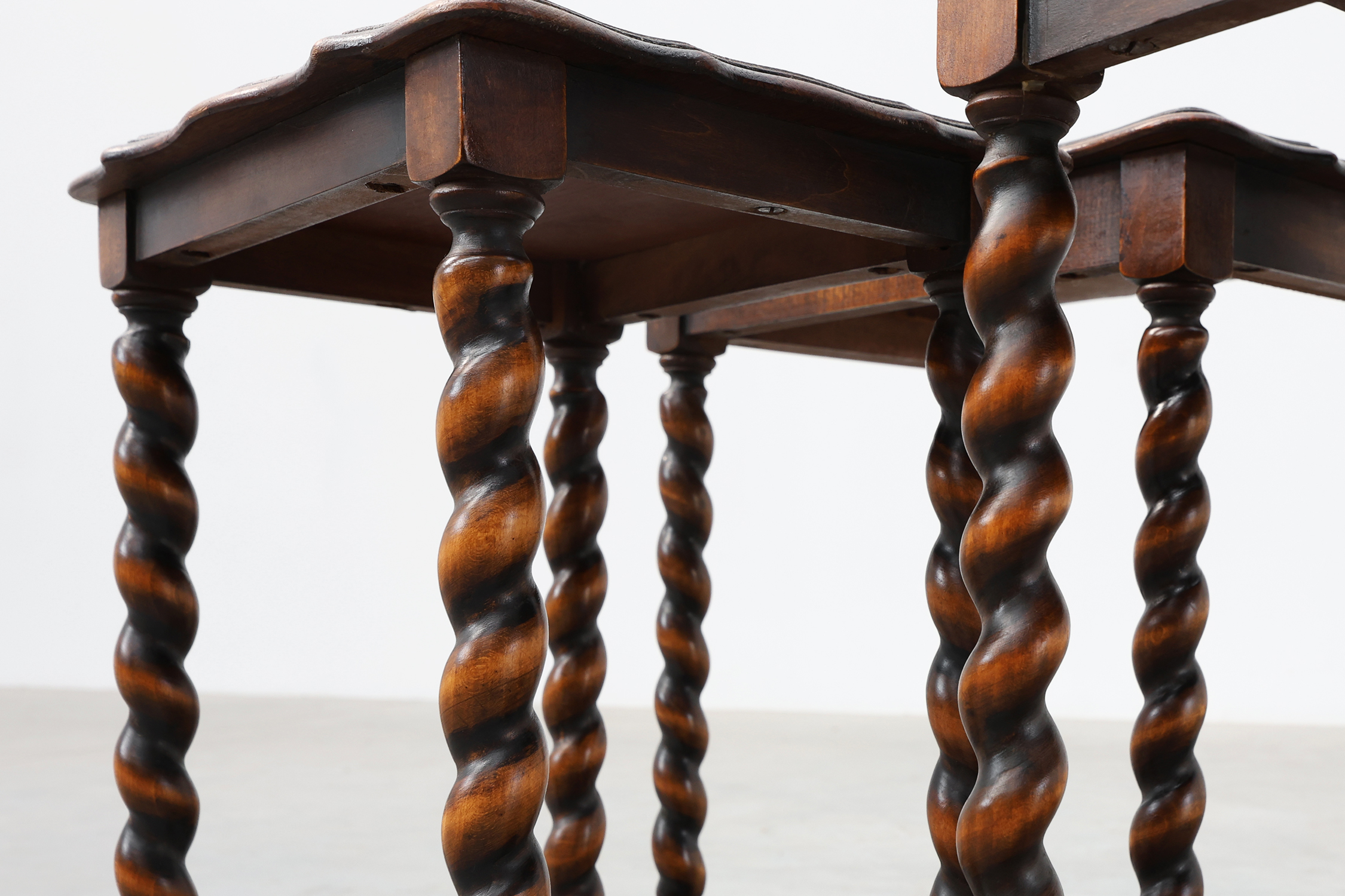 Set of Three Oak Barley Twist Nesting Tables, England, circa 1900thumbnail